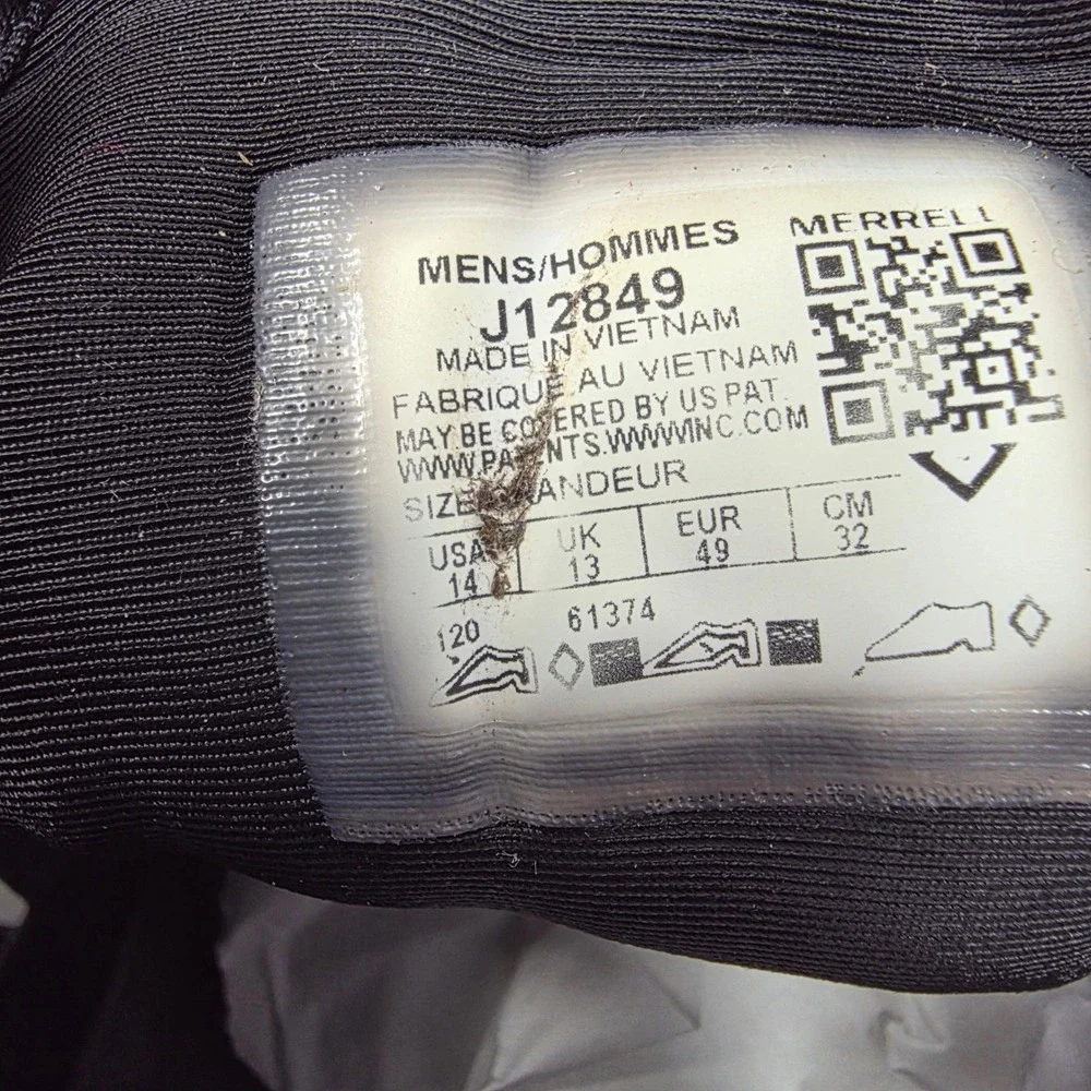 Merrell ships from